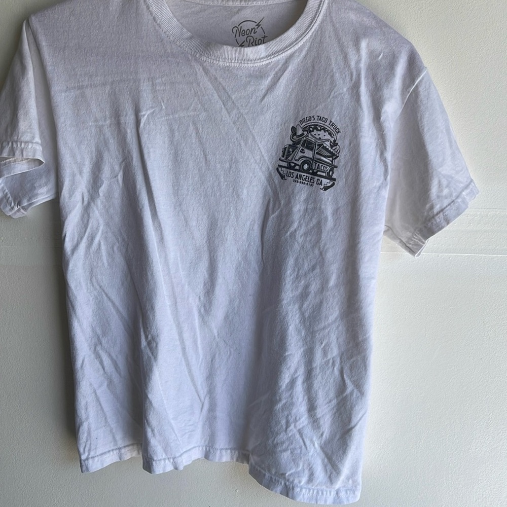 Neon Riot. Size medium. Cotton.